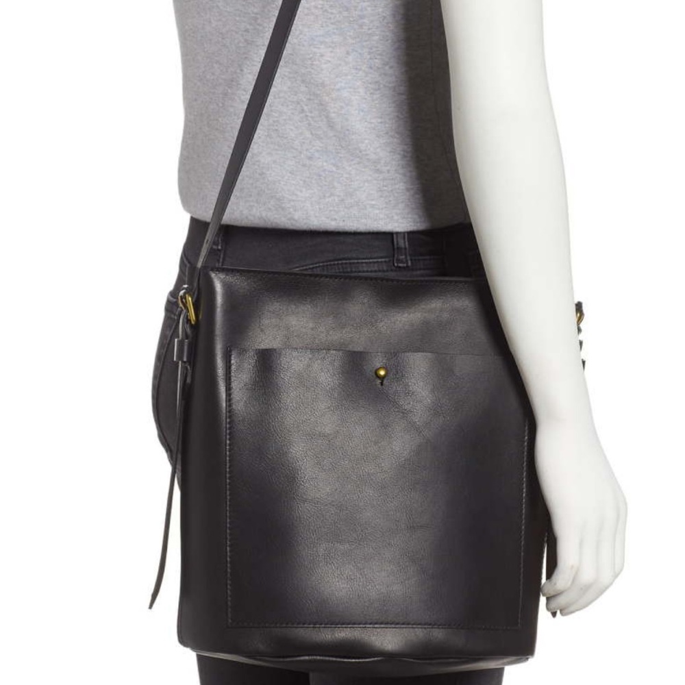 MADEWELL the transport leather bucket bag